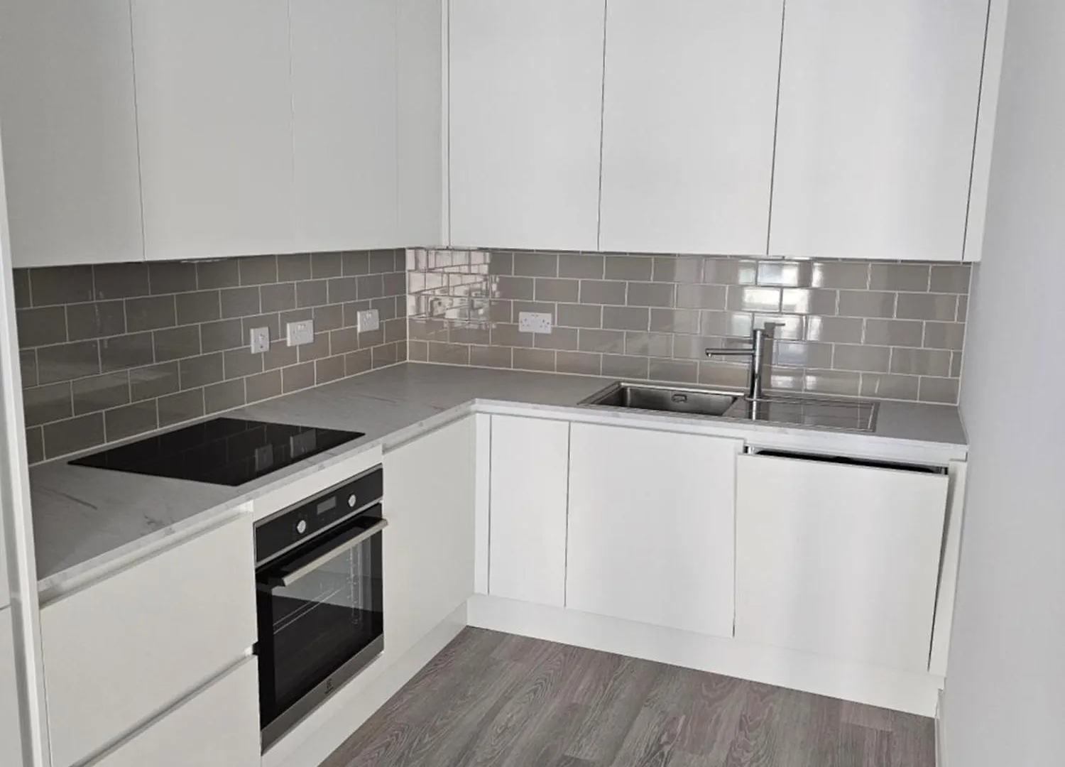 Spacious Room 30 Minutes To Central London Southall Apartment