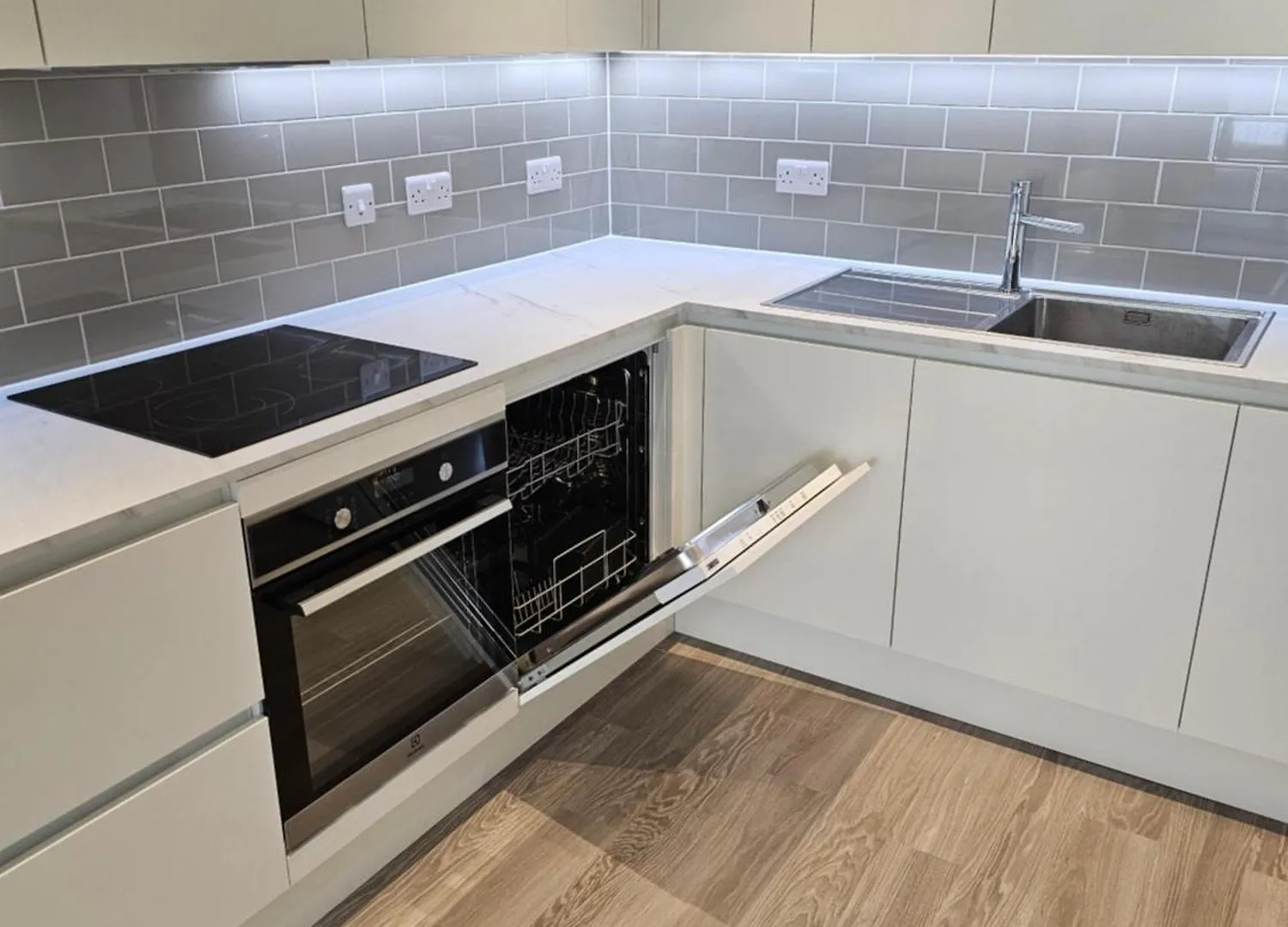 Spacious Room 30 Minutes To Central London Southall 0*,